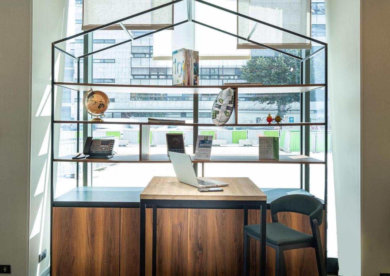 Ibis Styles Meteor Avenue D'italie Hotel Parigi
