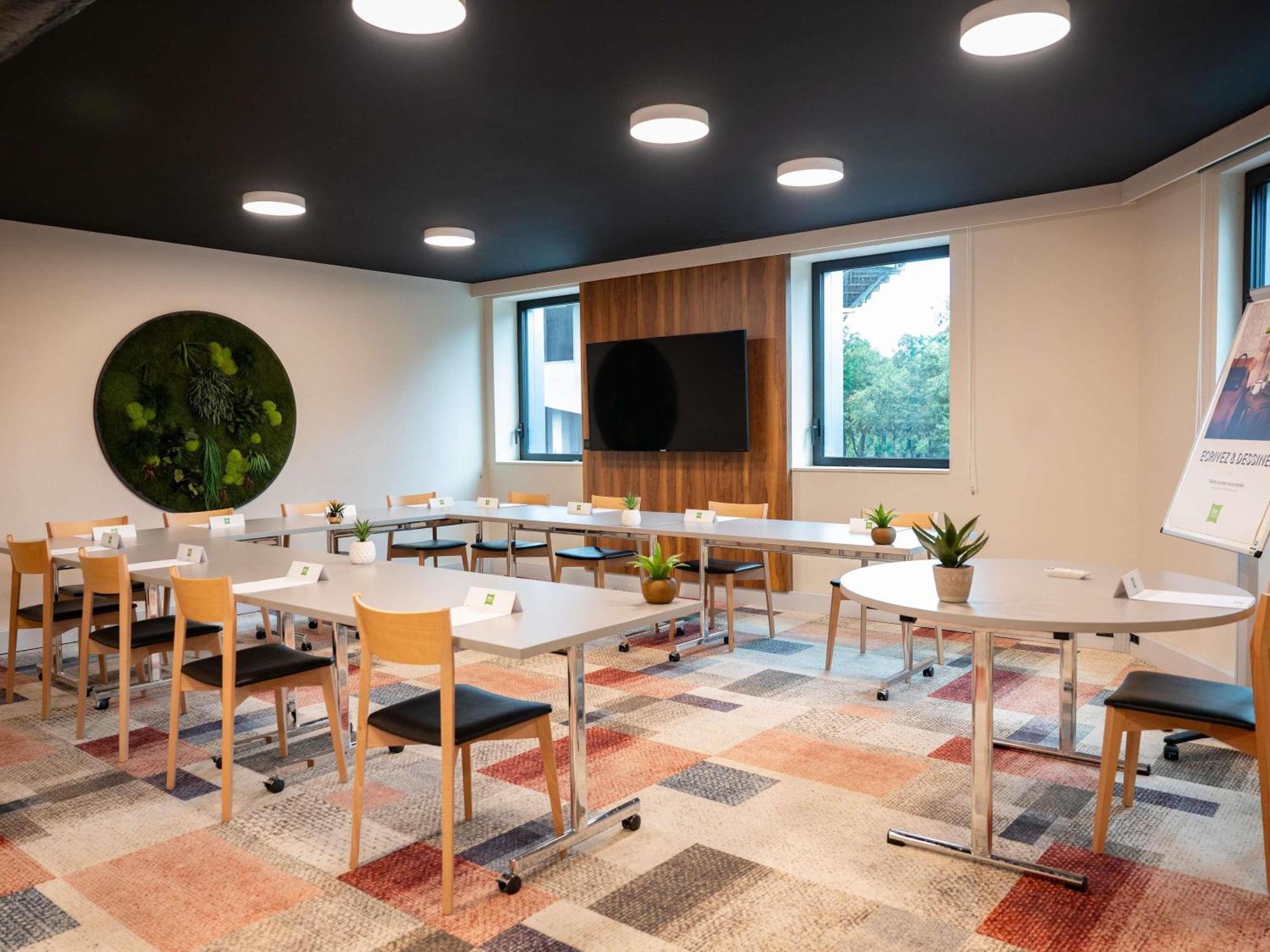 Ibis Styles Meteor Avenue D'italie